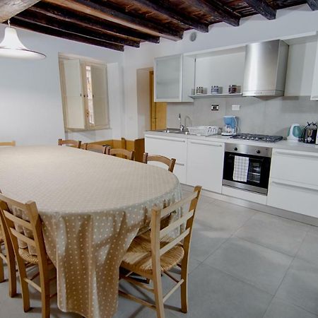 Rinidia - Roma Centro Apartment Luaran gambar