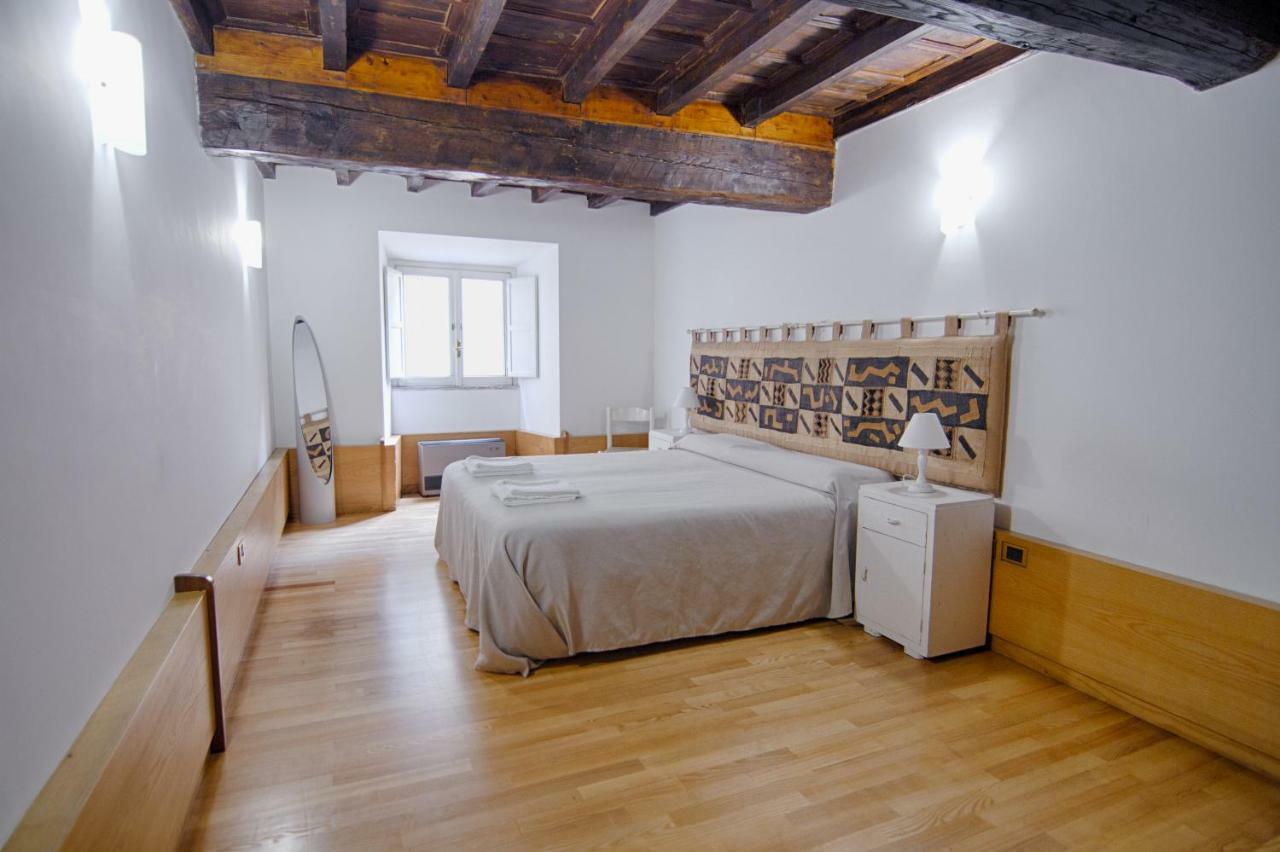 Rinidia - Roma Centro Apartment Luaran gambar