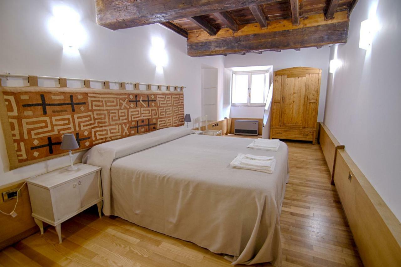 Rinidia - Roma Centro Apartment Luaran gambar